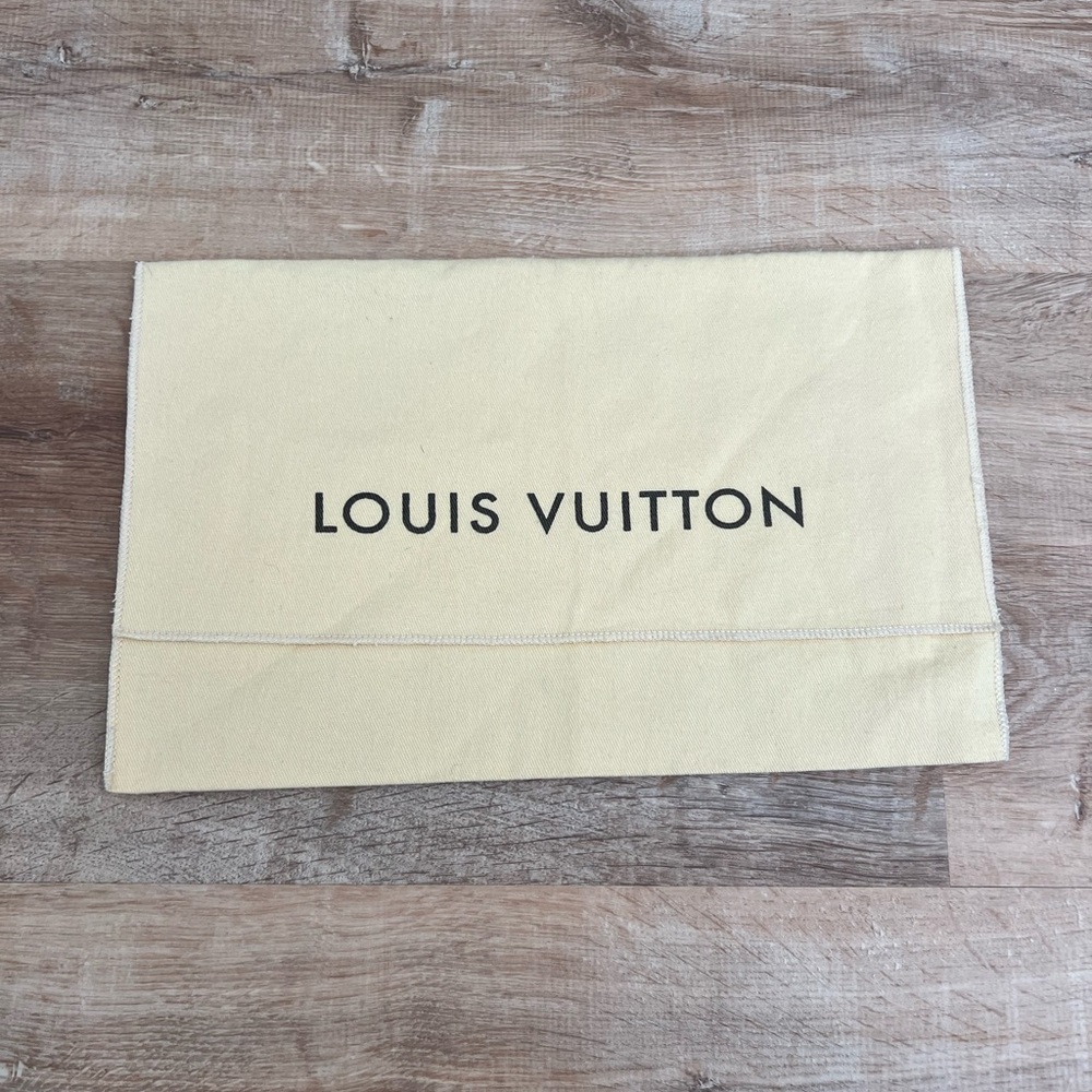 Medium Louis Vuitton Dustbag bag